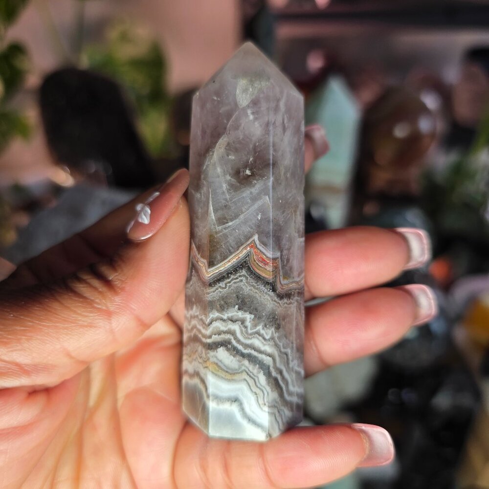 Amethyst With Lace Agate Tower